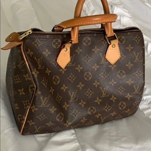 Louis Vuitton Speedy 30